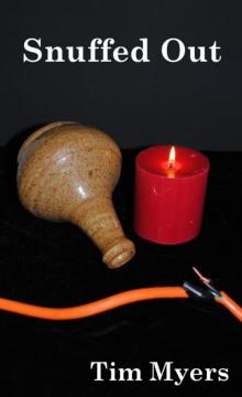 Snuffed Out (Book 2 in the Candlemaking Mysteries)