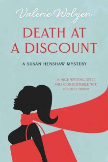 Death at a Discount (Susan Henshaw Book 13)